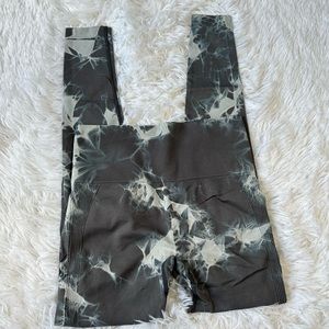 Mabuhayfit Gray Marble Leggings